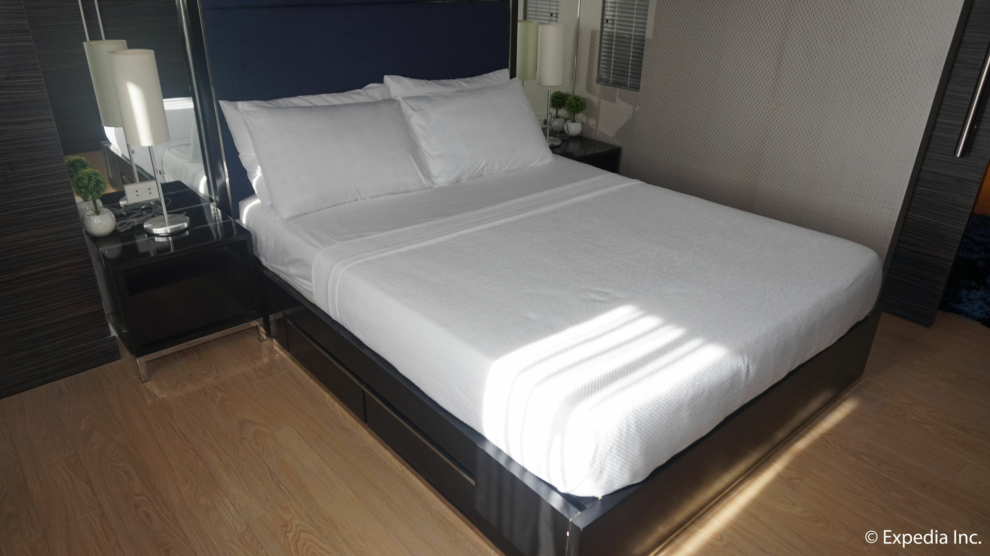 Shang Luxury Suites Mandaluyong Buitenkant foto