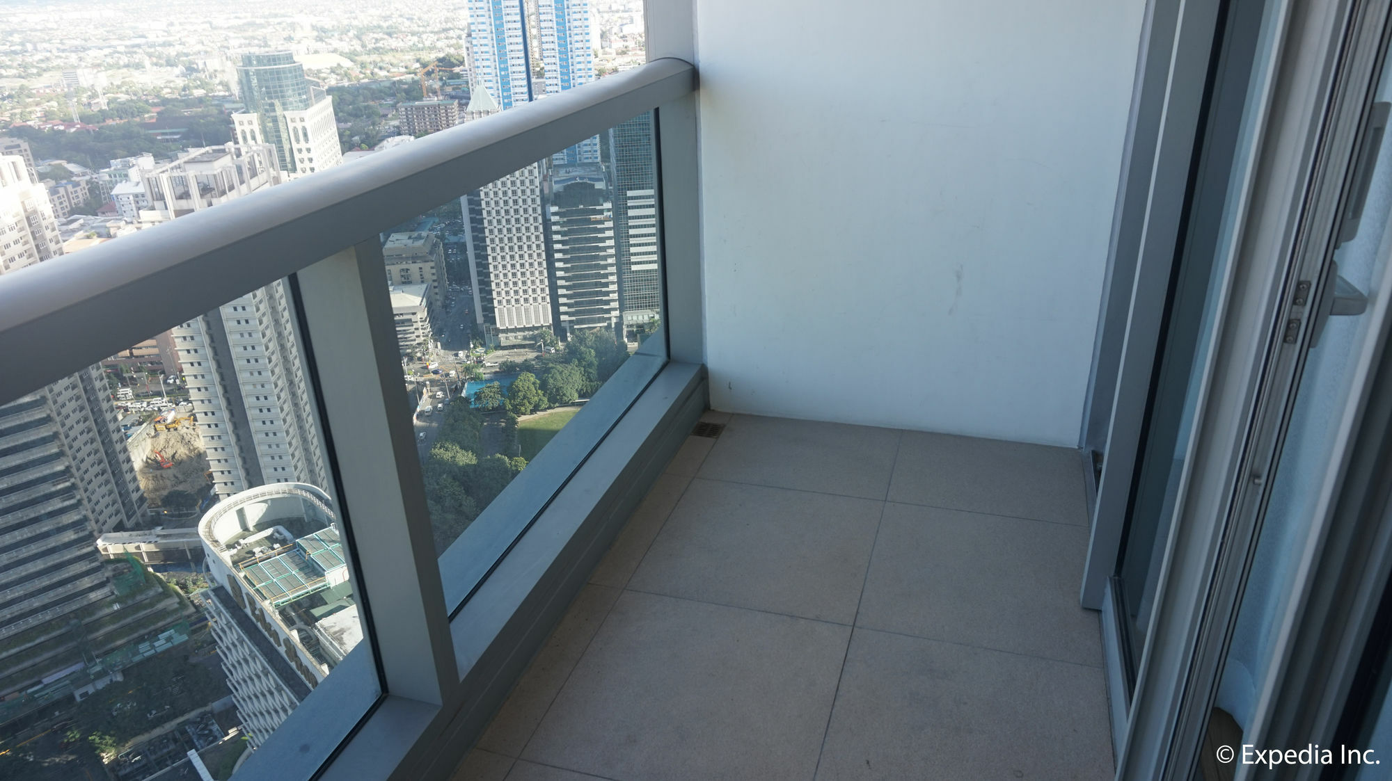 Shang Luxury Suites Mandaluyong Buitenkant foto