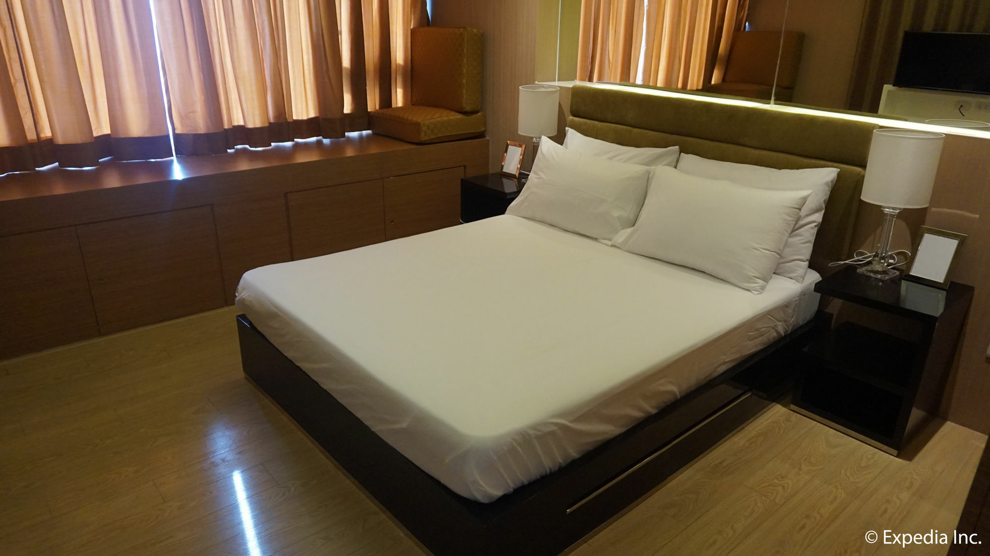 Shang Luxury Suites Mandaluyong Buitenkant foto